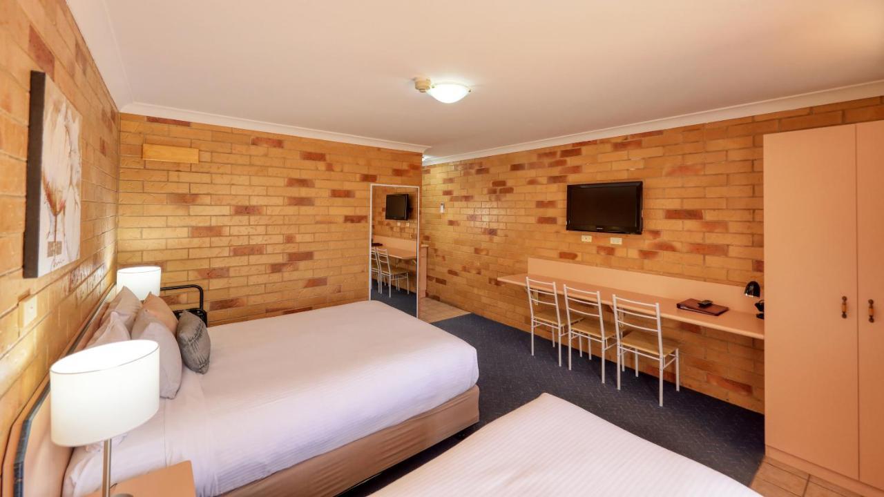 North Parkes Motel Zewnętrze zdjęcie