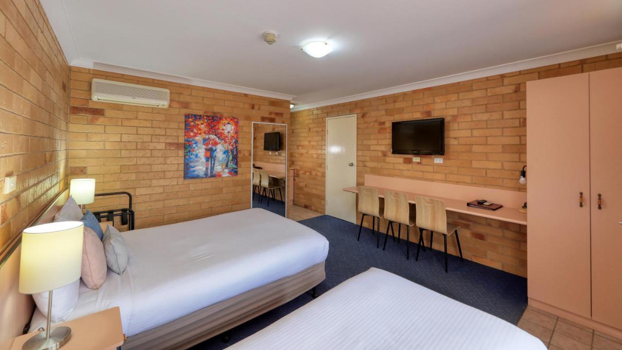 North Parkes Motel Zewnętrze zdjęcie