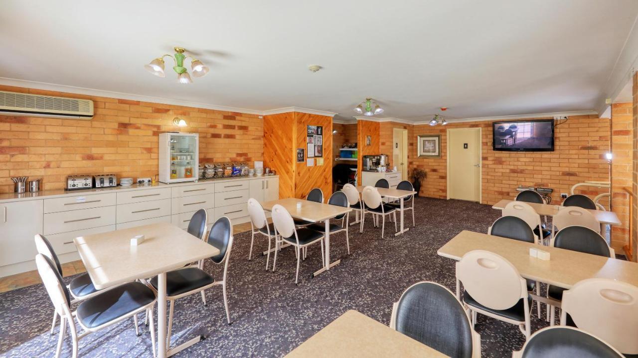 North Parkes Motel Zewnętrze zdjęcie